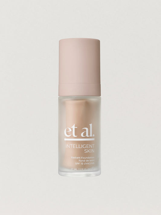 INTELLIGENT SKIN RADIANT FOUNDATION