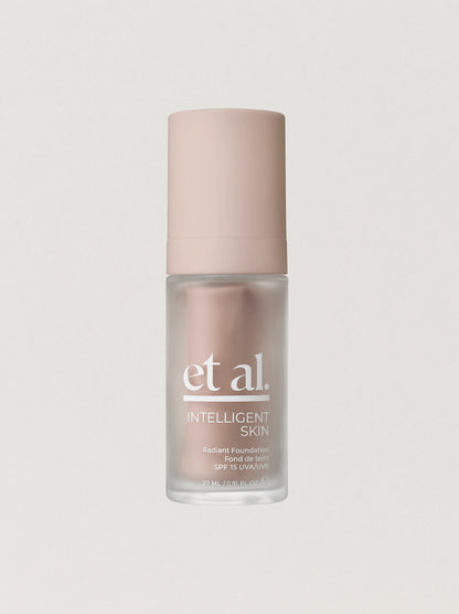INTELLIGENT SKIN RADIANT FOUNDATION